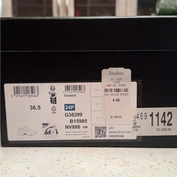 Blue & White CHANEL Sneakers 👟 - Picture 5 of 8